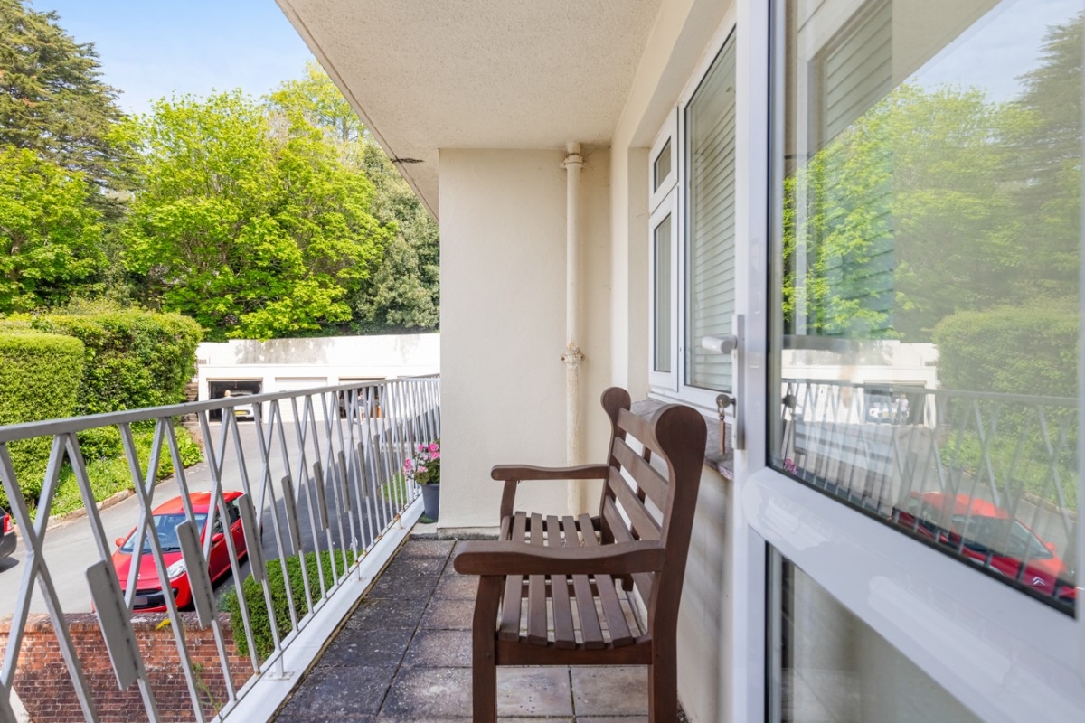 Torwood Court, Old Torwood Road Property for Sale in Torquay John